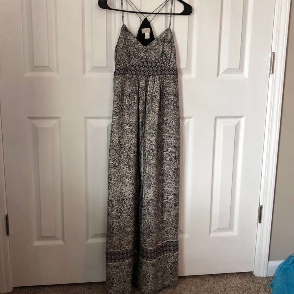 Stunning LOFT Black and White Dress